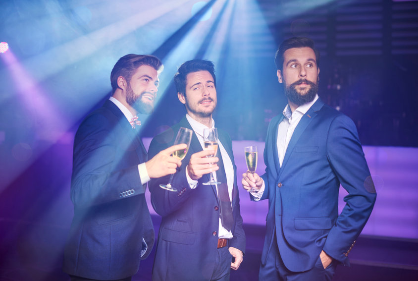 2 astuces simples et efficaces pour choisir un costume pour son mariage
