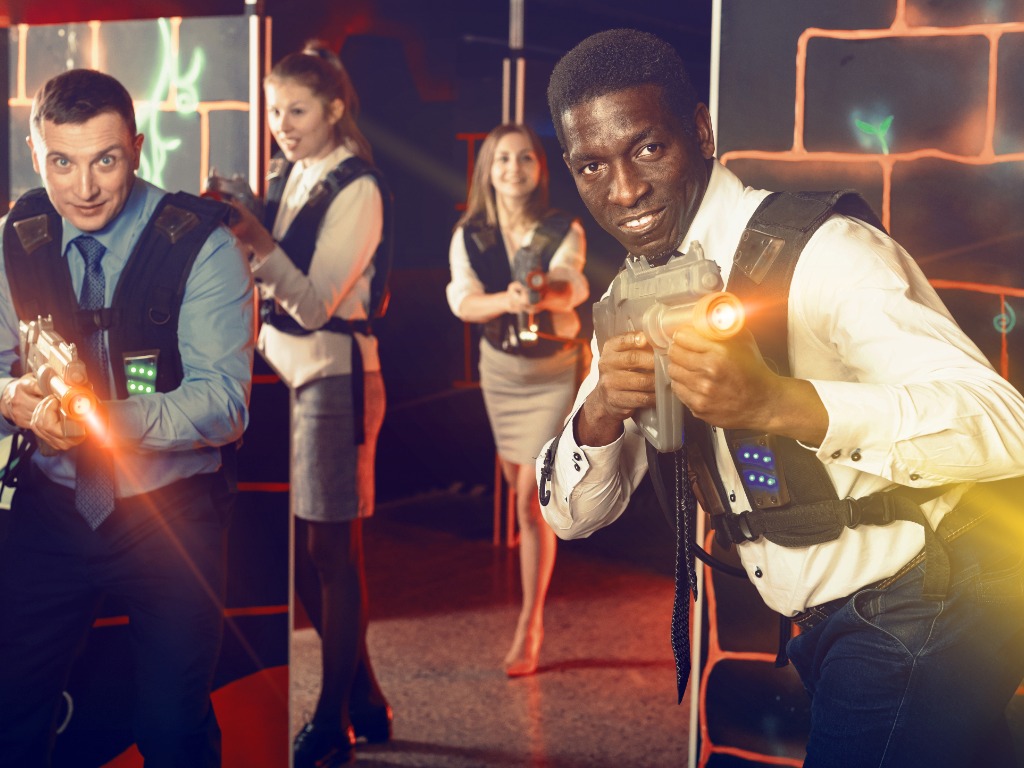 Organiser un laser game entre amis : pourquoi devez-vous y penser ?