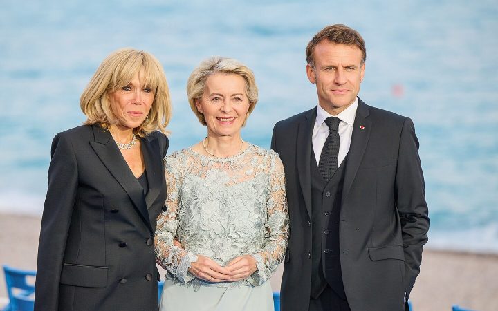 Après les violences du 17 octobre, ce qu’Emmanuel Macron a annoncé