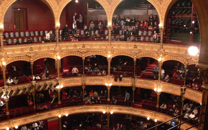 Vision au Châtelet : une expérience de danse pensée avec des artistes malvoyants
