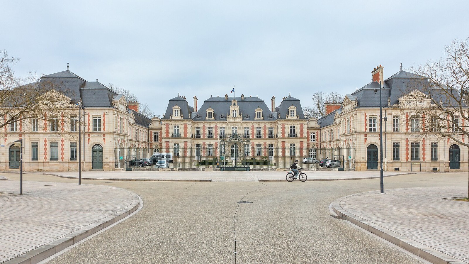 Titres de séjour : le délai de 90 jours expliqué sans raccourci