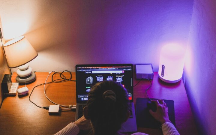 Sites gore et contenus choquants : risques et moyens de se protéger